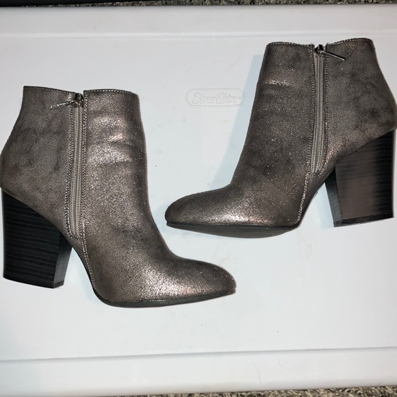 Eliana Block Heel Bootie Size 8.5 - Picture 2 of 4
